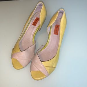Miz Mooz citron peep toe heels